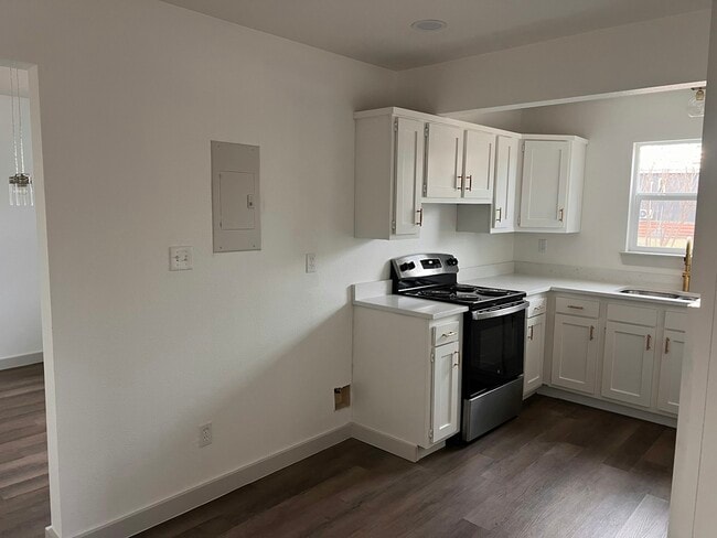 Photo - 5619 Cold Water Trail