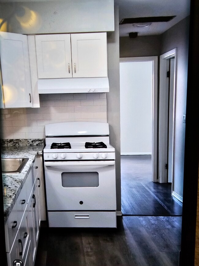 Photo - 622 Bergen St Unit 2nd floor