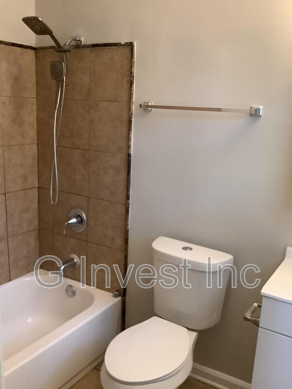 Photo - 216 Greensprings Dr