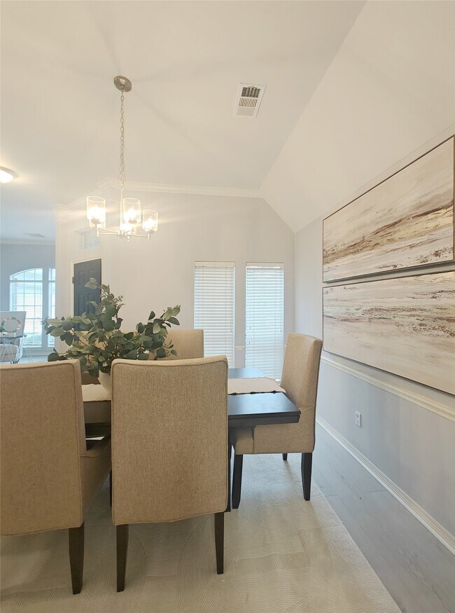 Photo - 3810 Paigewood Dr