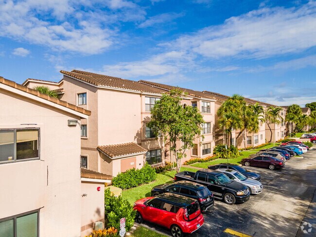 Photo - Sundance at Davie