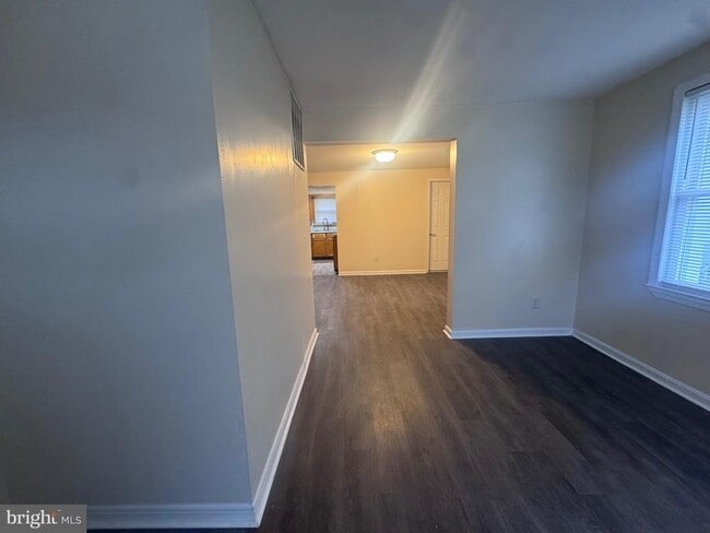 Building Photo - 5031 Huron St