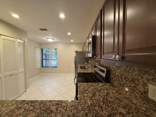 Photo - 9280 Sable Ridge Cir Condo Unit A