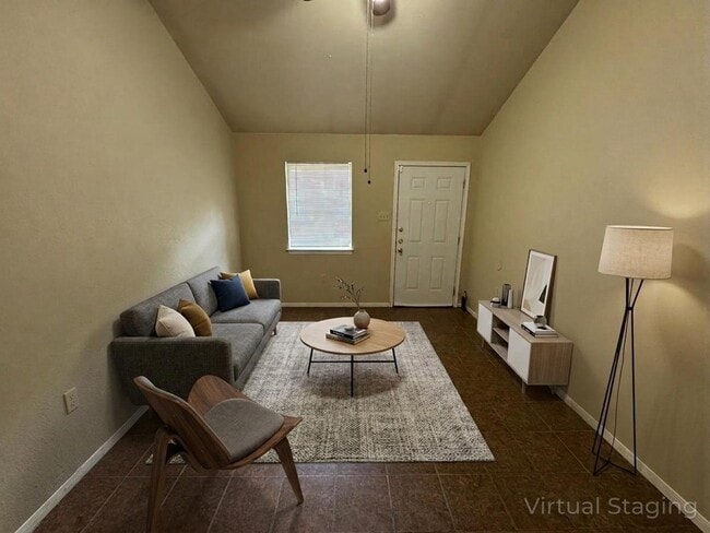 Photo - 310 W Washington Ave Unit A