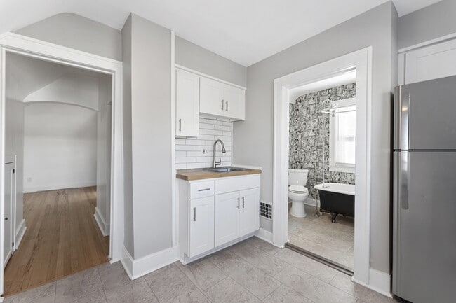 Photo - 1126 Cedar St