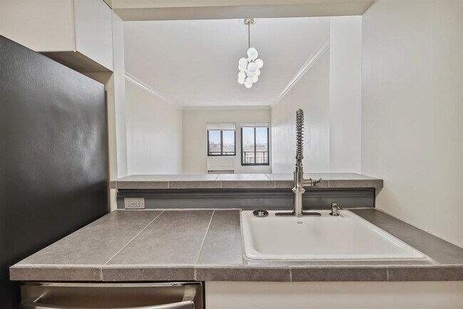 Photo - 205 10th St Unit 9R