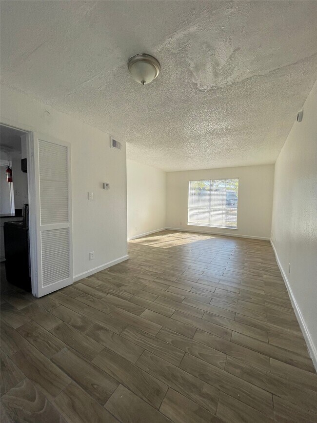 Photo - 6200 W Tidwell Rd Unit 2102