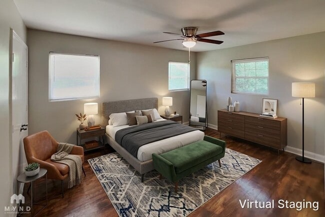 Photo - 5201 Pinebrook Dr