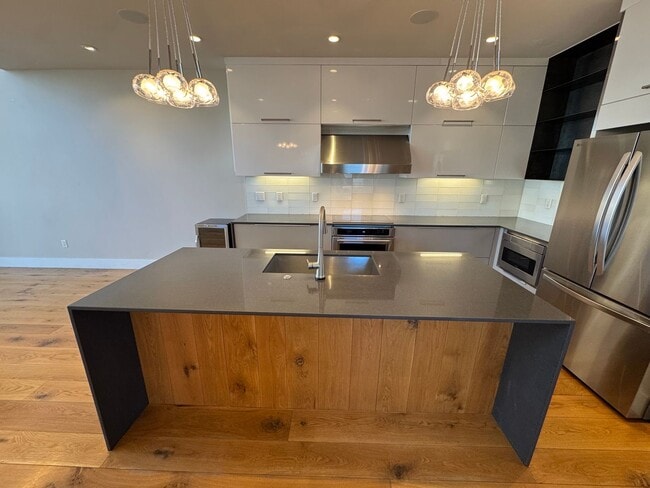 Photo - Perfect Sloan Lake Home with all the features and great views