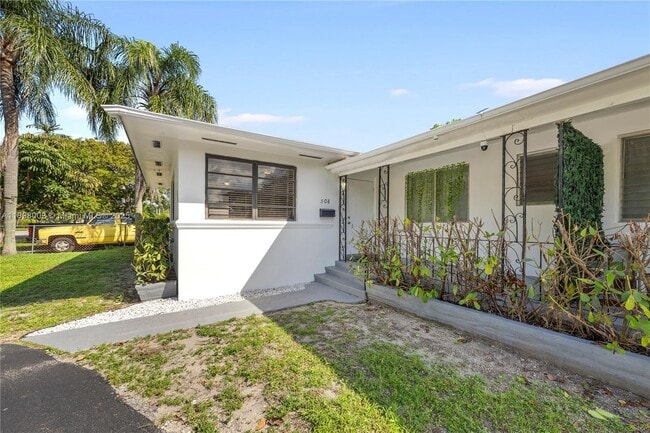 Photo - 500 NE 136th St Unidad 508