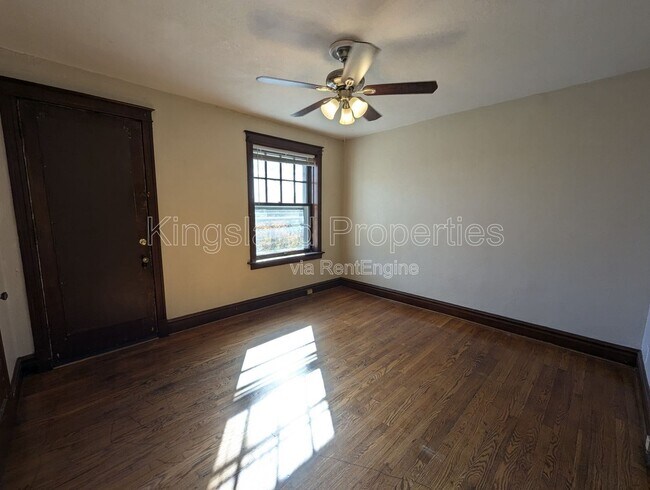 Photo - 5111A S Broadway St