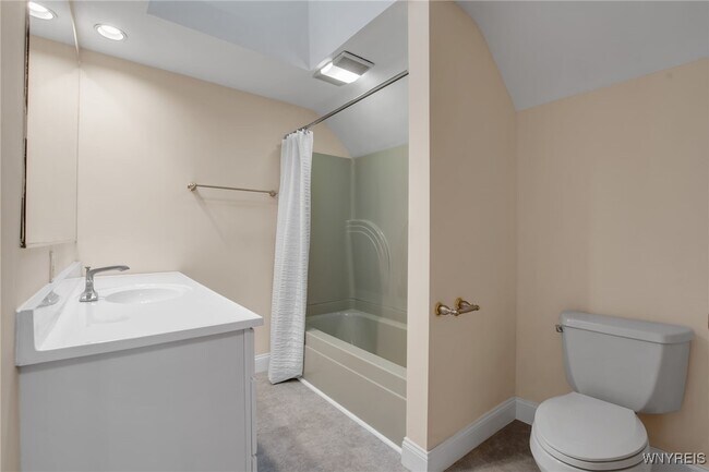 Photo - 21 Waverly Ave