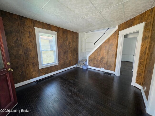 Photo - 321 S 39th St