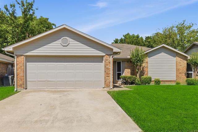 Building Photo - 7913 Pebblebrook Dr