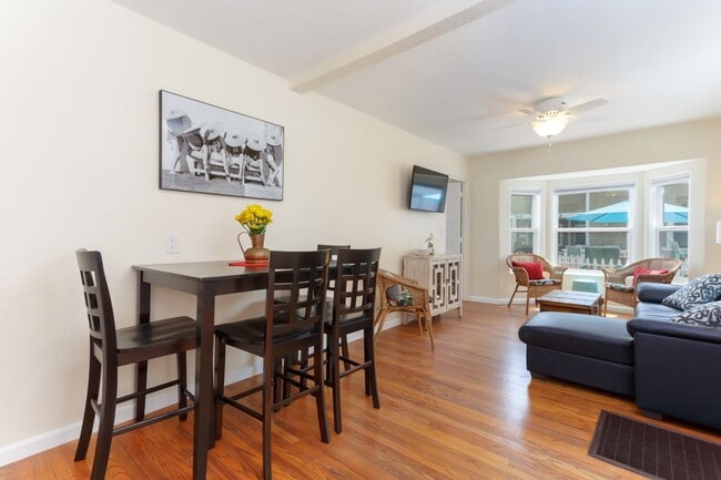 Photo - 716 Dover Ct
