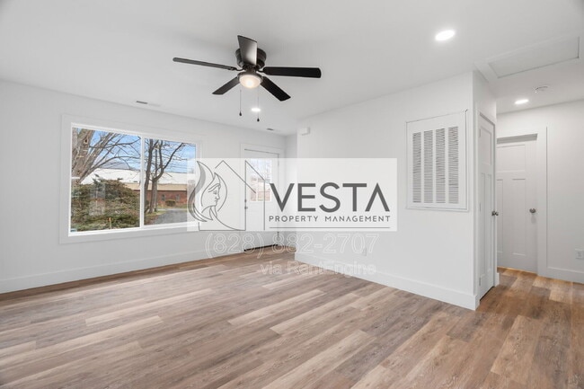 Photo - 61 Scates St