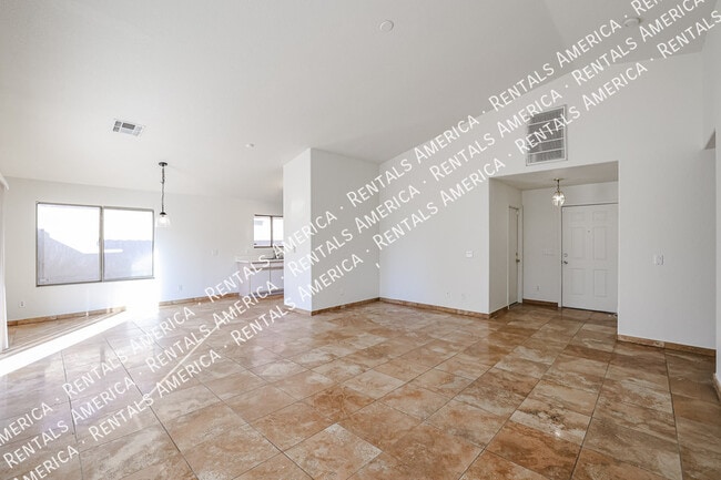 Photo - 9067 W Yale St