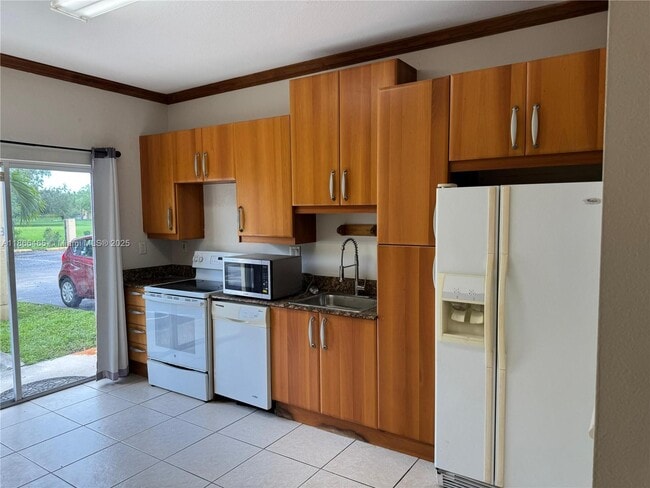 Photo - 6922 NW 179th St Condo Unit 103-5