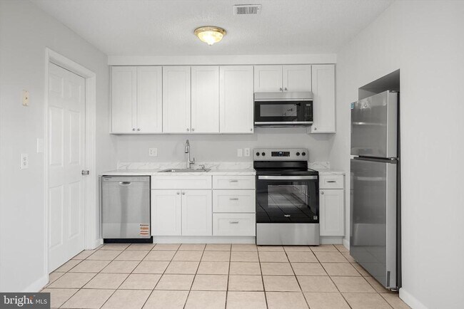 Photo - 14653 Endsley Turn