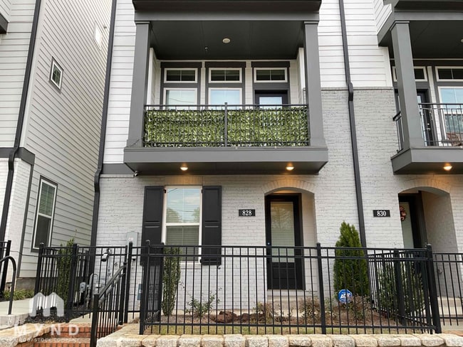 Photo - 828 S Columbia Dr Townhome