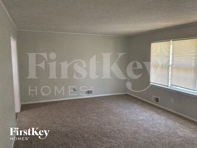 Photo - 15403 East 43rd Terrace S