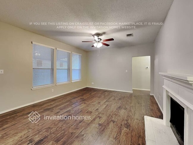 Photo - 3932 Overlake Dr