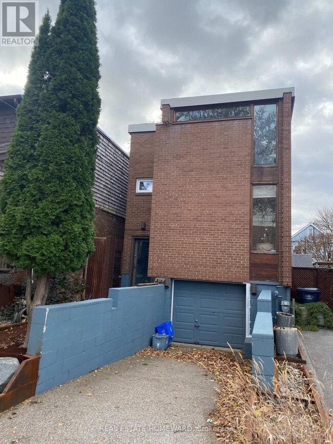 Photo - 302 Rhodes Ave