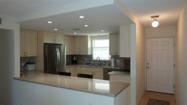 Photo - 1051 Hillsboro Mile Unit 906E