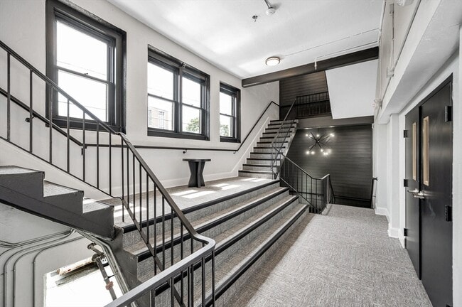 Photo - 72 Boisvert St Unidad 4