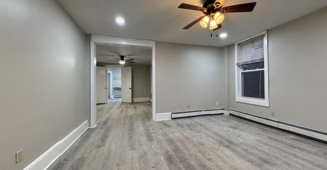 Building Photo - 84 Chatham St Unit 2