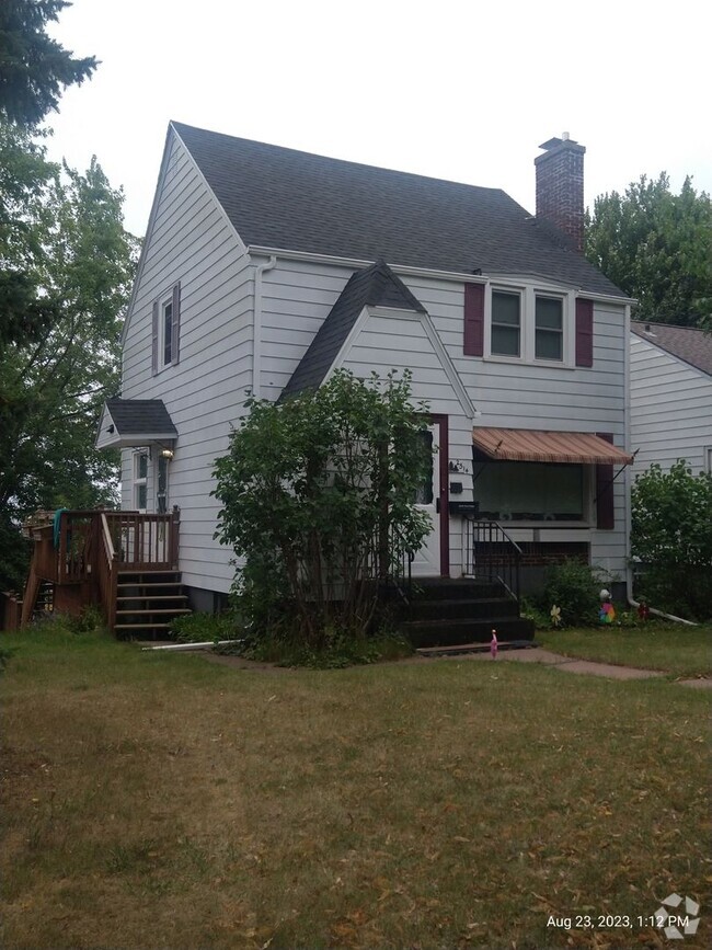 Building Photo - Two Bedroom, Two Bathroom Single Family Ho... Rental