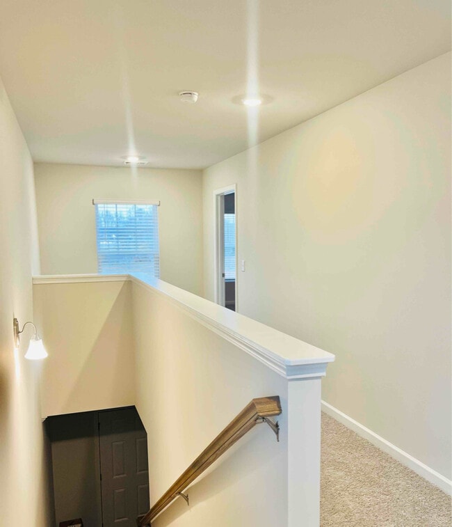 Photo - 107 Windover Wy