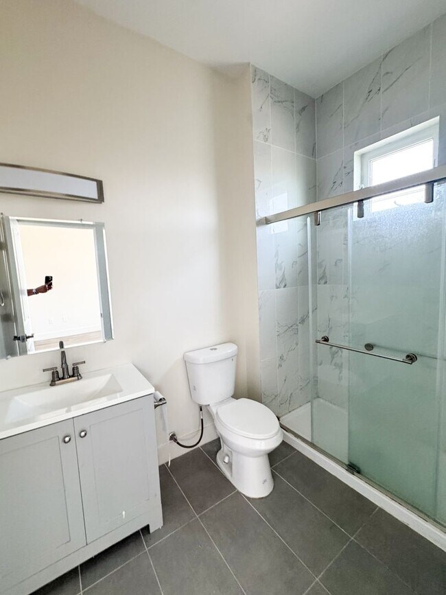 Photo - 574-578 Marin Unit 576