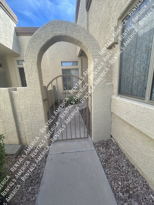 Photo - 6730 E Hermosa Vista Dr