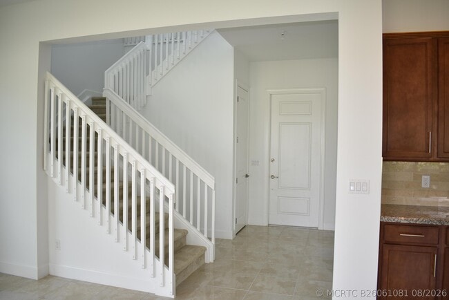 Photo - 8865 Kingsmoor Wy