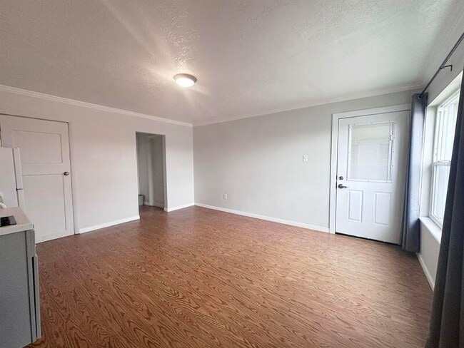 Photo - 116 N Tremont St Unit 5