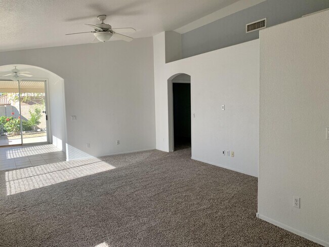 Photo - 11551 W Bobcat Ct