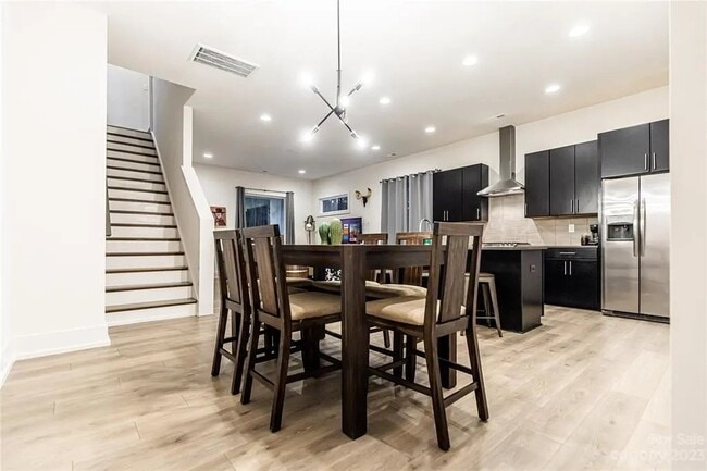 Photo - 4115 Merlane Dr