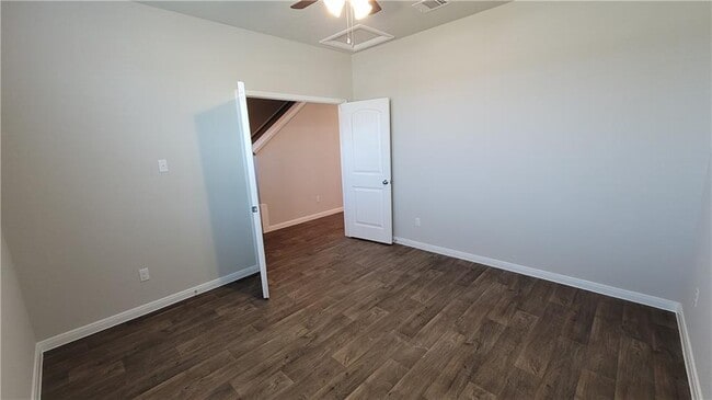 Photo - 6406 Kildare Dr