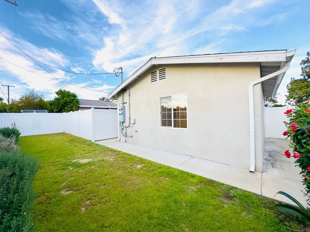 Photo - 8655 Ranchito Ave