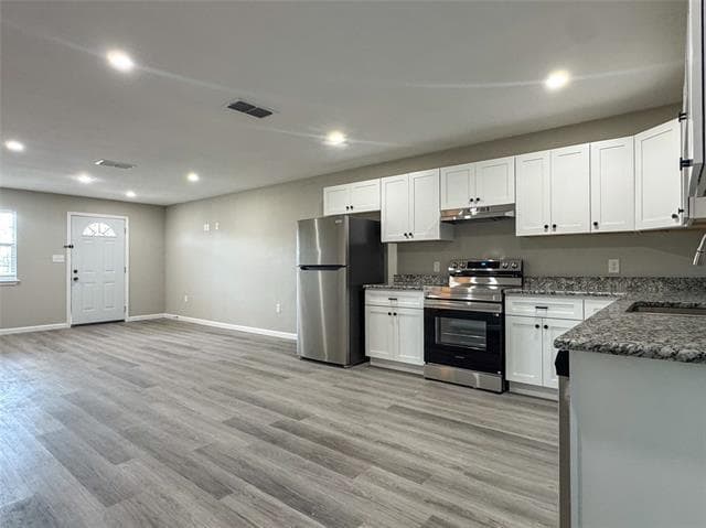 Photo - 216 Smith Cir