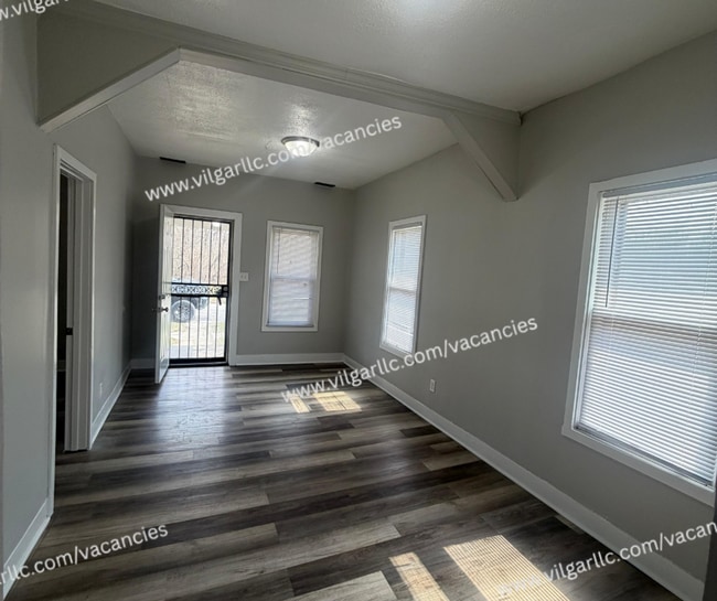 Photo - FOR RENT — SPACIOUS 3 BED / 1 BATH HOME