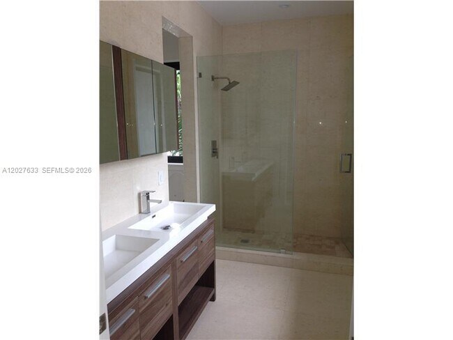 Photo - 474 Fernwood Rd