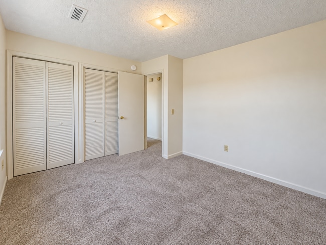 1221 Harmony Dr