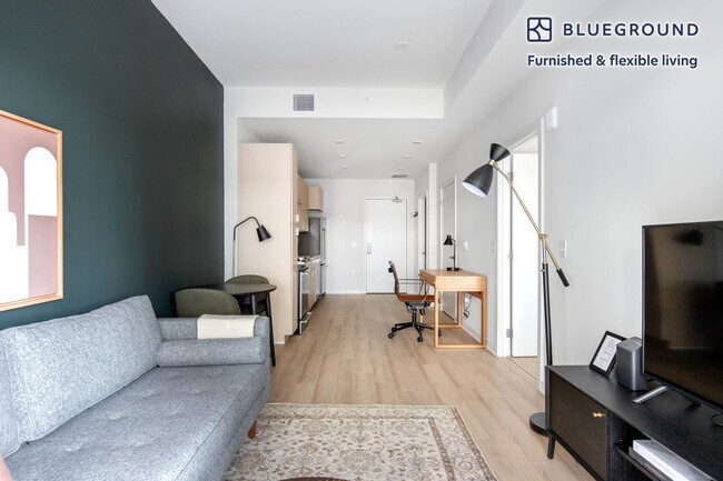 Photo - 2121 1st St Unit FL4-ID258