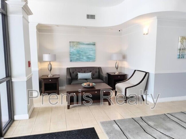 Photo - 14820 Rue De Bayonne