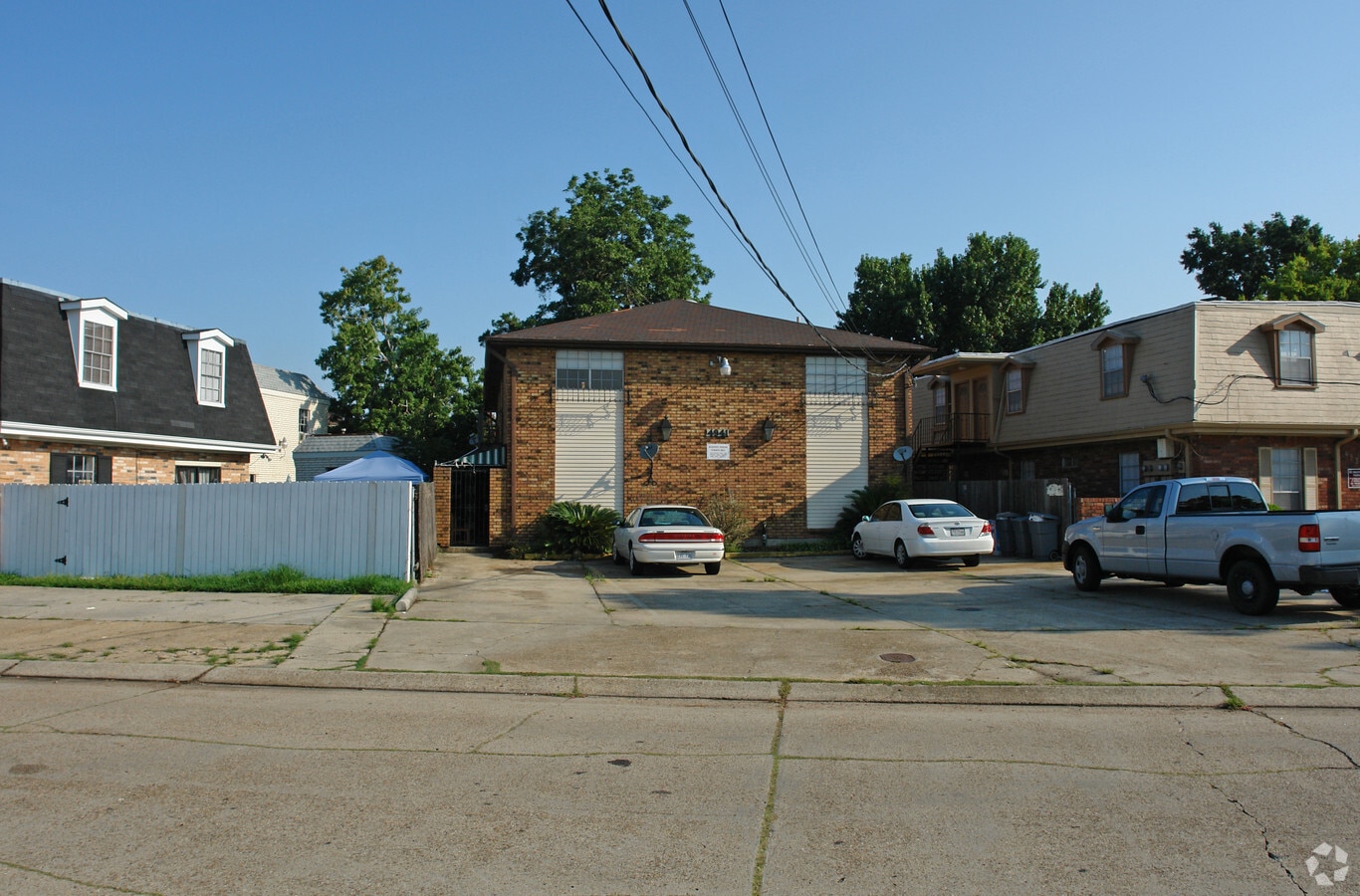 Photo - 4941 Yale St Apartments