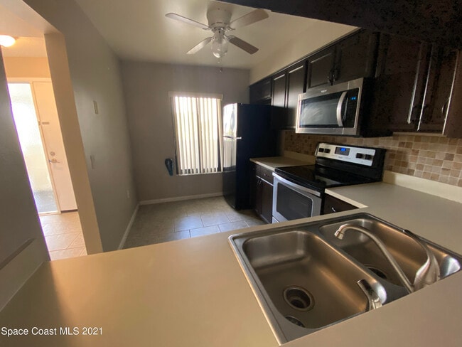 Photo - 200 International Dr Unit 814