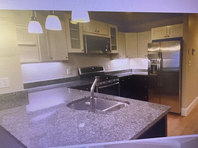 Photo - 10 Myrtle St Apartments Unit 2