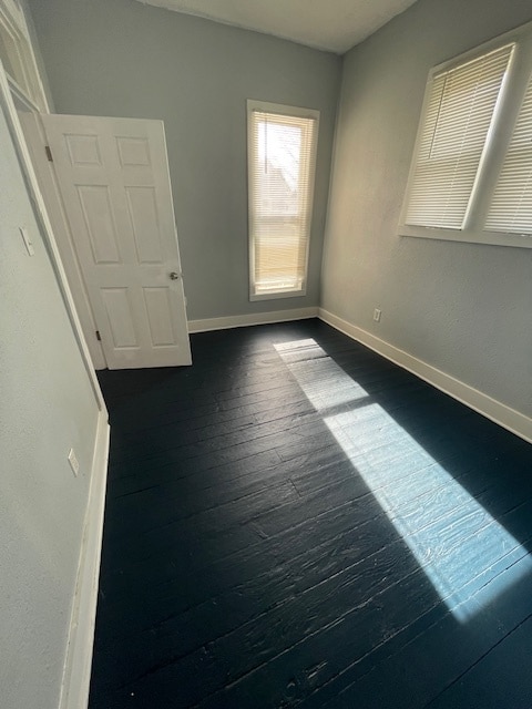 Photo - 826 W 2nd St